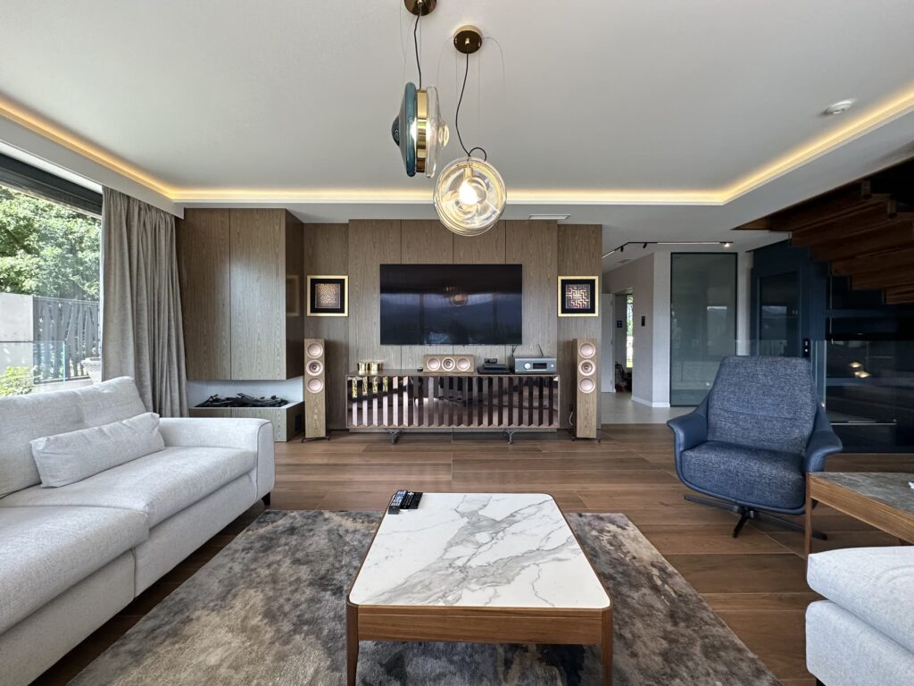 Zrealizowany salon smart home